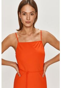 Calvin Klein Sukienka. Okazja: na co dzień. Kolor: pomarańczowy. Długość rękawa: na ramiączkach. Typ sukienki: proste. Styl: casual #5