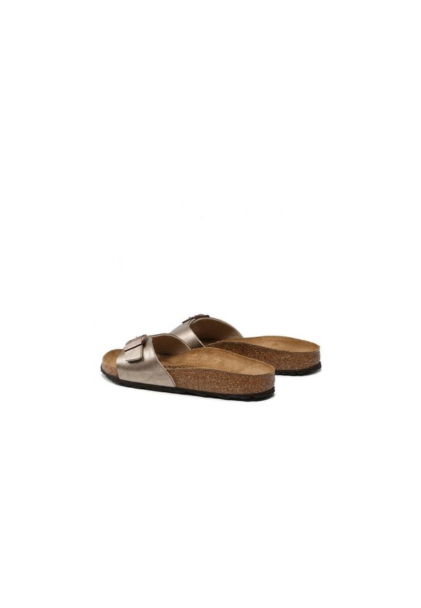 Klapki damskie Birkenstock Madrid Big Buckle. Okazja: na co dzień. Kolor: brązowy. Materiał: materiał, syntetyk. Styl: elegancki, casual