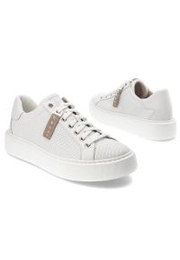 Białe Sneakersy Nessi Modne Półbuty Damskie. Kolor: biały. Materiał: materiał, skóra #3