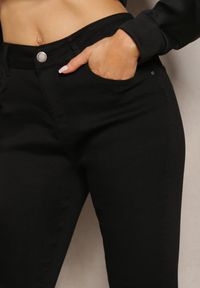 Renee - Czarne Spodnie Regular Waist typu Skinny Raphaëlle. Okazja: na co dzień. Kolor: czarny. Styl: casual, elegancki