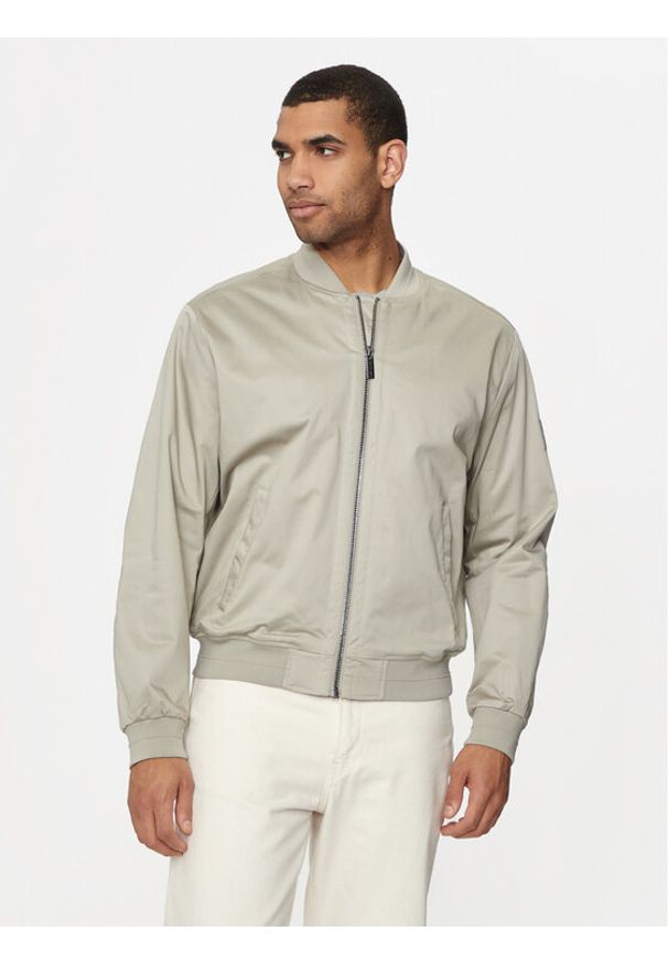 Calvin Klein Kurtka bomber Hero K10K113496 Beżowy Regular Fit. Kolor: beżowy. Materiał: bawełna