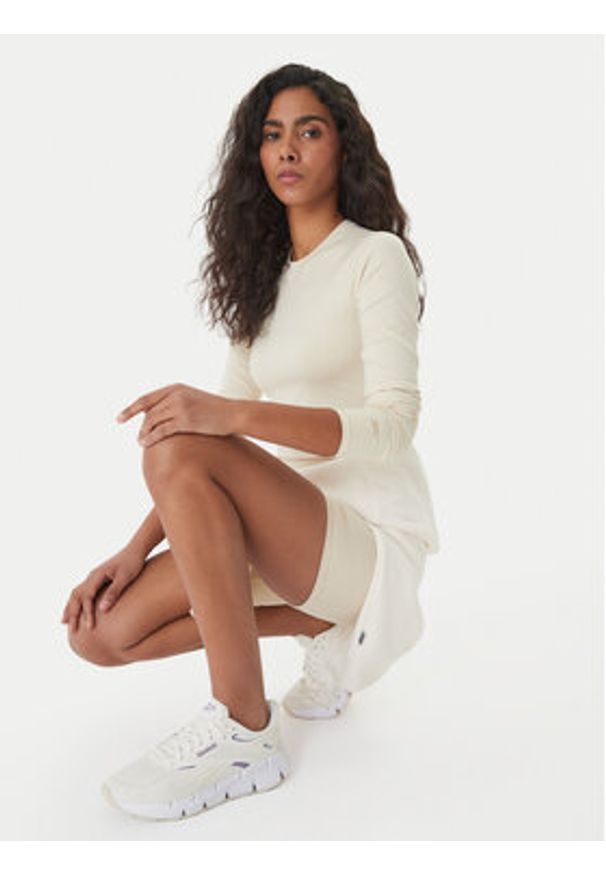 Reebok Koszulka techniczna Reebok x Ewa Chodakowska Moni RK25614CCW Beżowy Slim Fit. Kolor: beżowy. Materiał: syntetyk