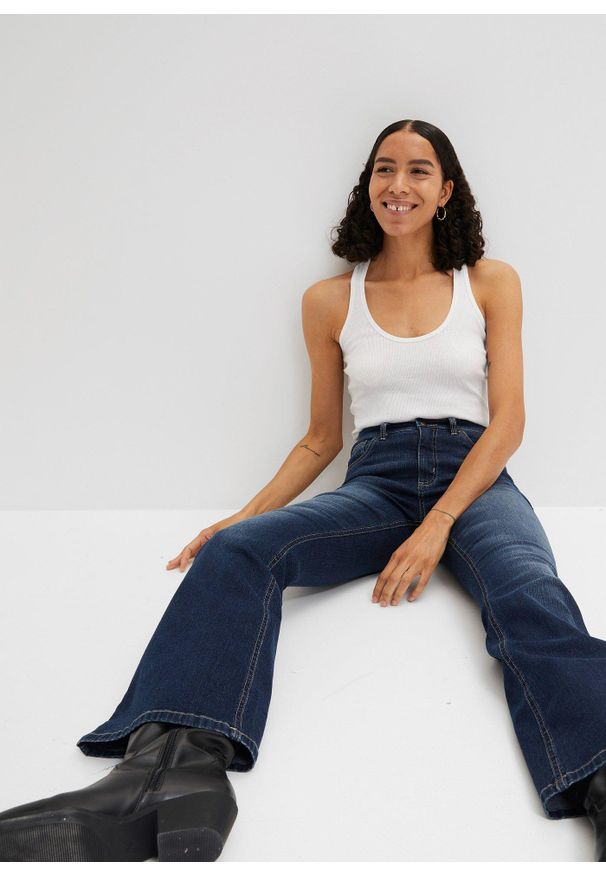 bonprix - Dżinsy Flared high-waist. Stan: podwyższony. Kolor: niebieski