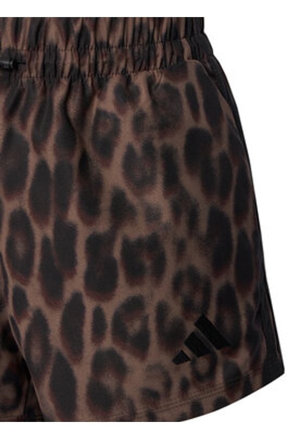 Adidas - adidas Szorty sportowe Seasonal Essentials Leopard Print JZ0199 Brązowy Regular Fit. Kolor: brązowy. Materiał: syntetyk. Wzór: nadruk