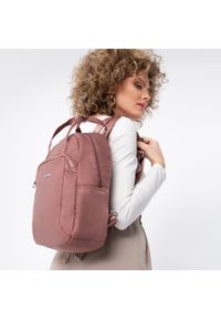 Wittchen - Damski plecak z nylonu z długimi uchwytami. Kolor: różowy. Materiał: nylon. Styl: klasyczny, sportowy #5