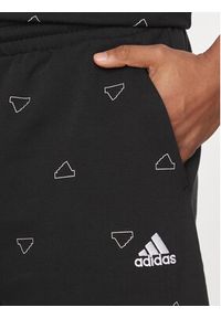 Adidas - adidas Szorty sportowe Seasonal Essentials Monogram Graphic IS1824 Czarny Regular Fit. Kolor: czarny. Materiał: bawełna. Styl: sportowy #4