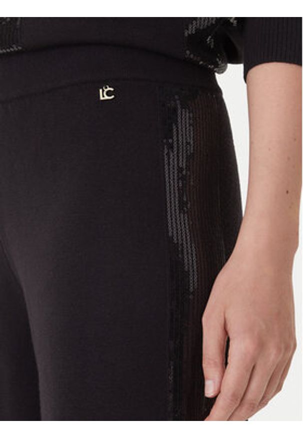 LOLA CASADEMUNT Spodnie materiałowe LF2514003 Czarny Regular Fit. Kolor: czarny. Materiał: syntetyk