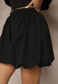 Renee - Czarne Szorty o Kroju Bombki Toselira. Okazja: na co dzień. Kolor: czarny. Sezon: wiosna. Styl: elegancki, casual #5