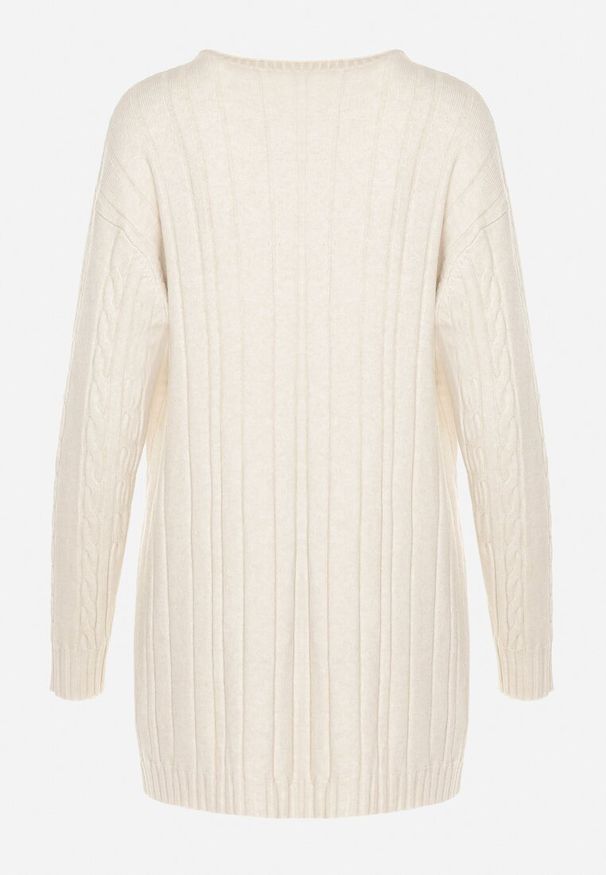 Born2be - Jasnobeżowy Sweter z Wiskozą i Bawełną Ozdobiony Tłoczeniem Vianira. Okazja: na co dzień. Kolor: beżowy. Materiał: bawełna, wiskoza. Wzór: aplikacja. Styl: elegancki, casual