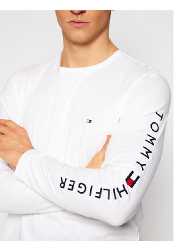 TOMMY HILFIGER - Tommy Hilfiger Longsleeve Logo MW0MW09096 Biały Regular Fit. Kolor: biały. Materiał: bawełna. Długość rękawa: długi rękaw