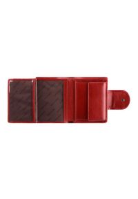 Wittchen - Damski portfel ze skóry lakierowany z ozdobną napą czerwony. Kolor: czerwony. Materiał: skóra, lakier. Wzór: aplikacja #4