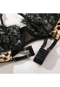 Intica - komplet bielizny z koronką na specjalne okazje Stanislova. Materiał: koronka. Wzór: koronka #4