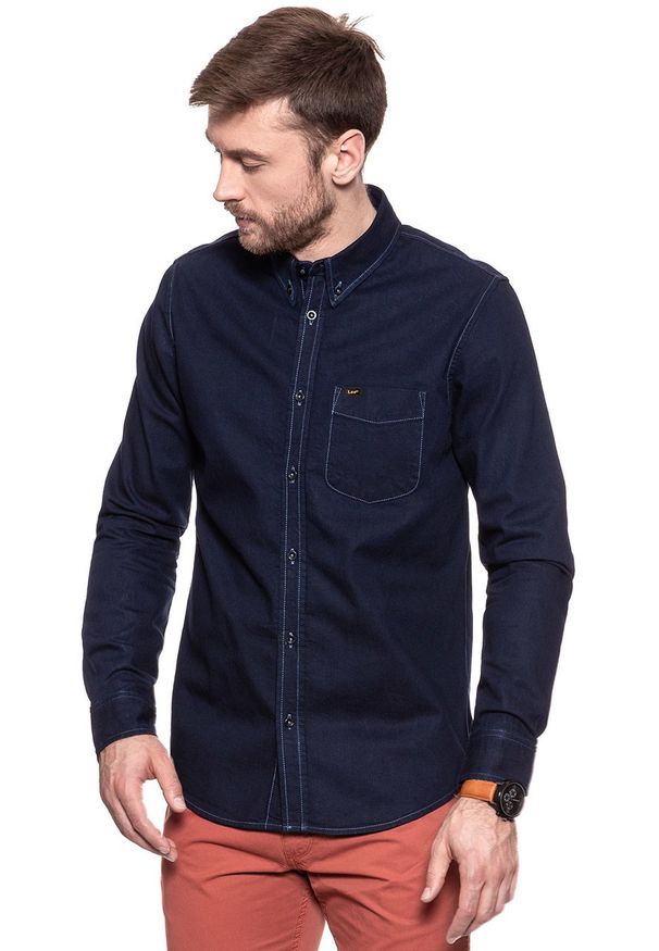 Lee - LEE BUTTON DOWN CLEAN BLUE L880FTQP 112123087. Typ kołnierza: button down. Materiał: jeans