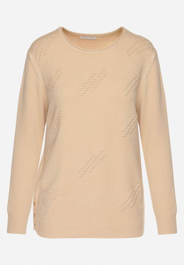 Born2be - Ciemnobeżowy Klasyczny Sweter Ozdobiony po Bokach Guzikami Lorethiel. Okazja: na co dzień, na spotkanie biznesowe. Kolor: beżowy. Materiał: jeans. Wzór: aplikacja. Styl: klasyczny