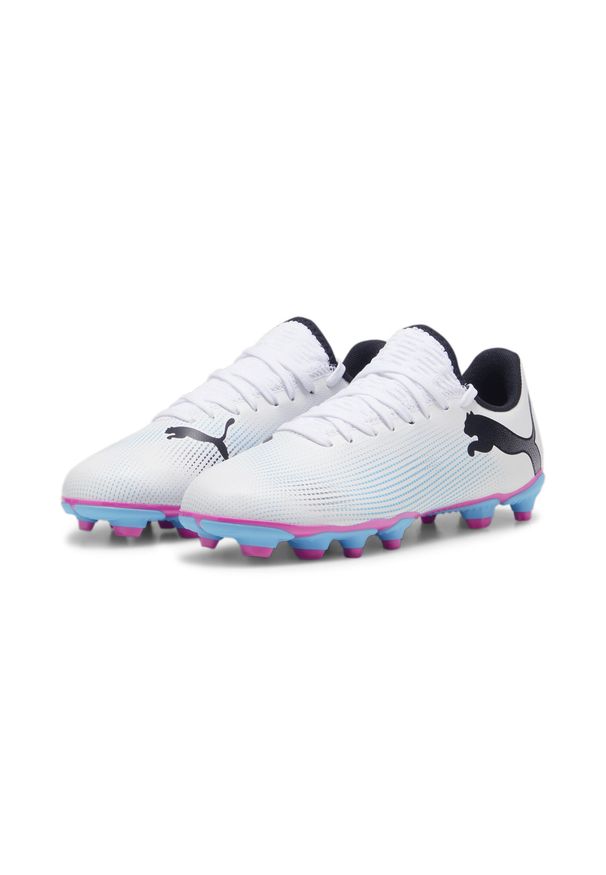 Buty piłkarskie męskie Puma Future 7 Play Fgag. Zapięcie: sznurówki. Kolor: różowy, wielokolorowy, czarny, biały. Materiał: materiał, syntetyk. Szerokość cholewki: normalna. Sport: piłka nożna