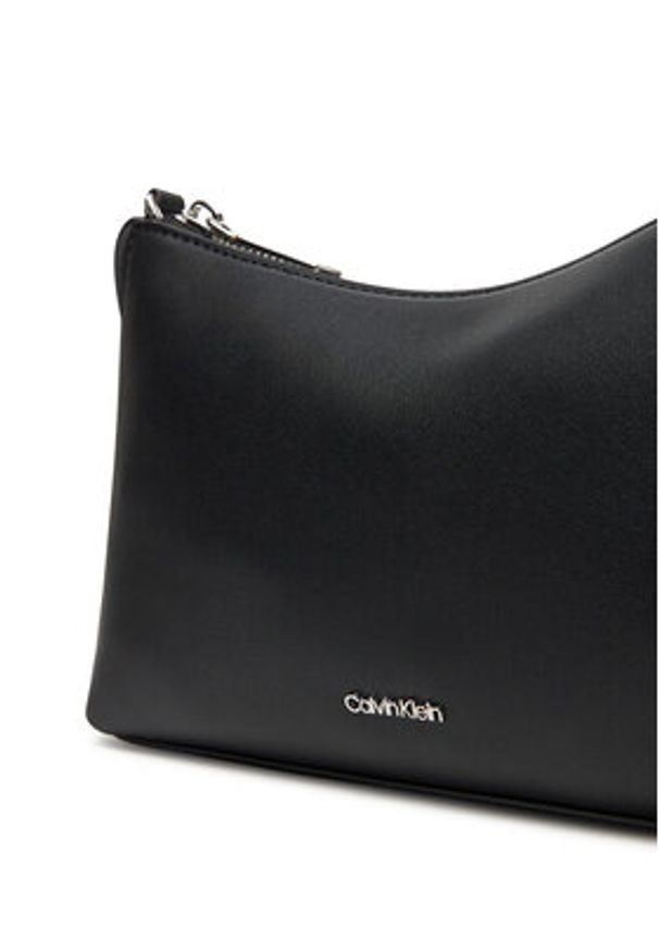 Calvin Klein Torebka Ck Must Conv Logo Jqd Strap Xbod LV04F3095G Czarny. Kolor: czarny. Materiał: skórzane