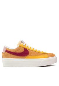 Nike Sneakersy Blazer Low Platform DO6721 700 Brązowy. Kolor: brązowy. Materiał: zamsz, skóra. Obcas: na platformie