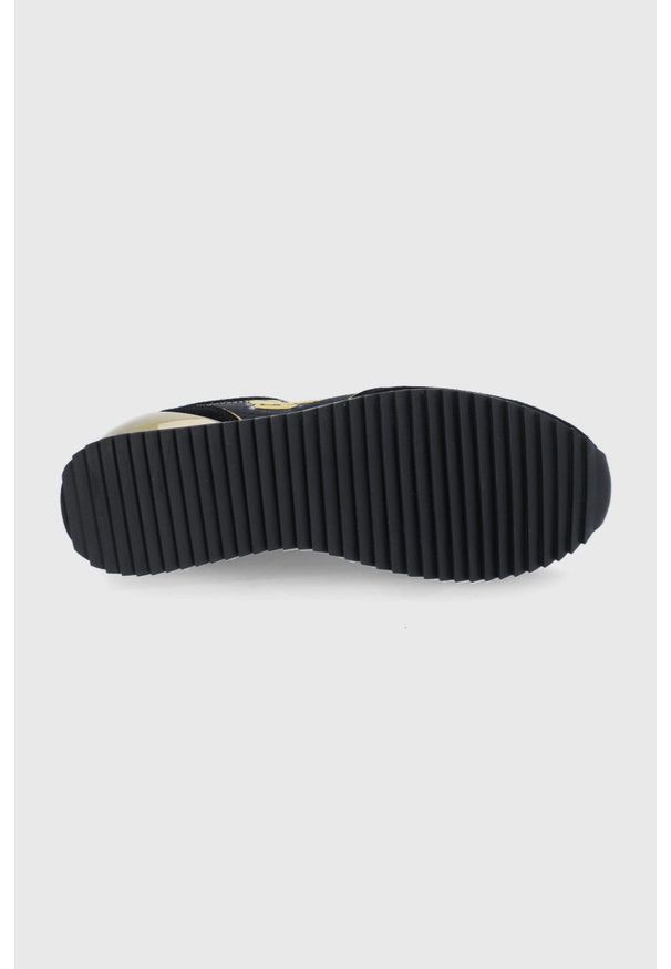 EA7 Emporio Armani Buty kolor czarny na płaskiej podeszwie. Nosek buta: okrągły. Zapięcie: sznurówki. Kolor: czarny. Materiał: guma. Obcas: na płaskiej podeszwie