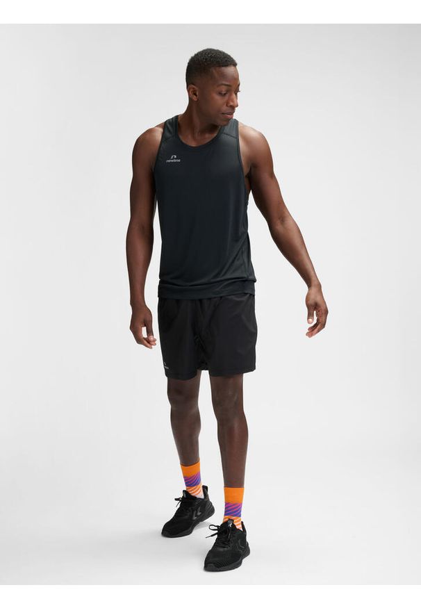 NewLine - Tank top Newline Beat. Kolor: czarny. Długość rękawa: bez rękawów. Sport: piłka nożna