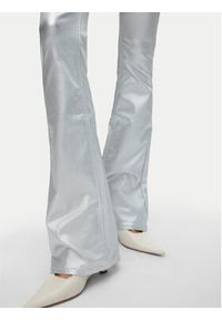 Vero Moda Spodnie materiałowe Flash 10329072 Srebrny Flared Fit. Kolor: srebrny. Materiał: wiskoza #6