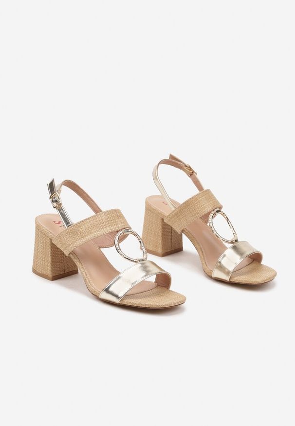 Renee - Złote Sandały na Słupku z Tweedowymi Wstawkami i Kółeczkiem Gekkaria. Kolor: złoty. Materiał: jeans. Wzór: haft. Obcas: na słupku. Styl: elegancki