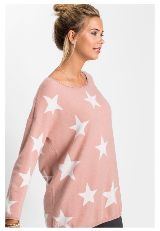 bonprix - Sweter dzianinowy z nadrukiem w gwiazdy. Kolor: różowy. Materiał: dzianina. Wzór: nadruk. Styl: elegancki