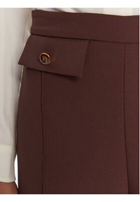 Elisabetta Franchi Spodnie materiałowe PA-121-56E2-V380 Brązowy Regular Fit. Kolor: brązowy. Materiał: syntetyk #3