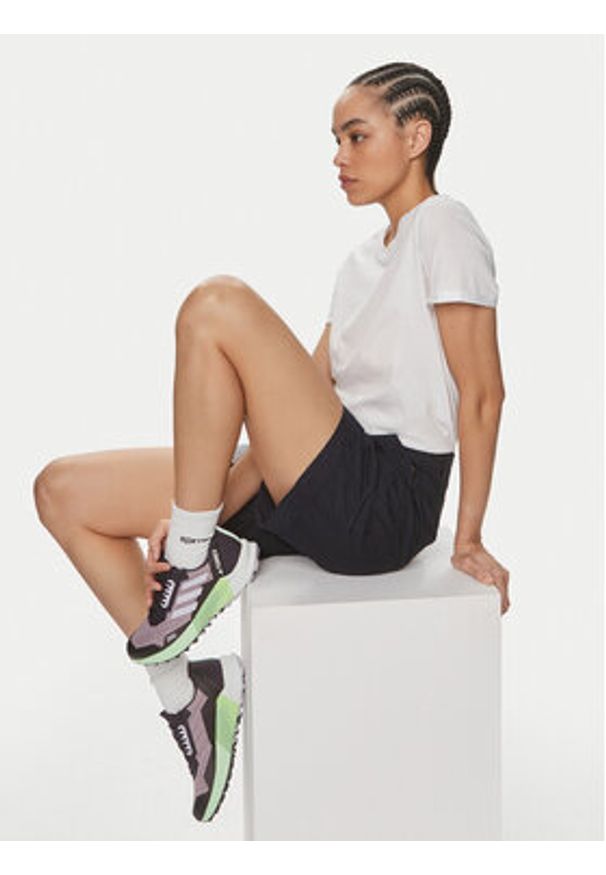 Napapijri Szorty materiałowe Narin NP0A4H8H Granatowy Loose Fit. Kolor: niebieski. Materiał: bawełna