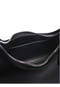 Calvin Klein Torebka Emblm Hw Lthr Mini LV04F3263G Czarny. Kolor: czarny. Materiał: skórzane #2