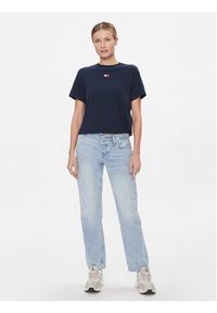 Tommy Jeans T-Shirt Badge DW0DW17391 Granatowy Boxy Fit. Kolor: niebieski. Materiał: bawełna, syntetyk