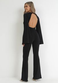 Born2be - Czarny Długi Kombinezon z Szerokimi Rękawami i Odkrytymi Plecami Dasima. Okazja: na imprezę. Kolor: czarny. Długość: długie. Styl: klasyczny, elegancki #5