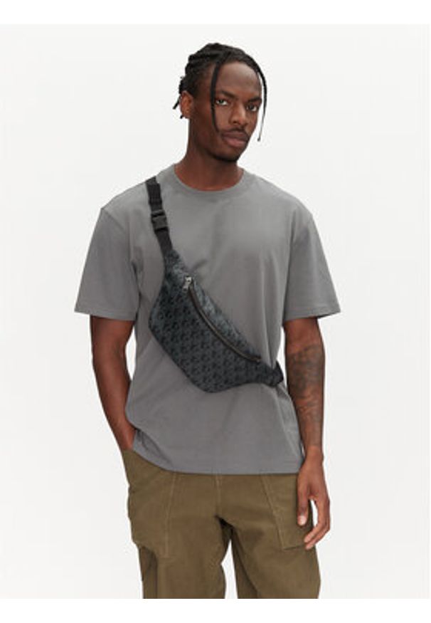 Calvin Klein Jeans Nerka Matte Aop Sq Waistbag 38 LV04G3113G Czarny. Kolor: czarny. Materiał: skóra