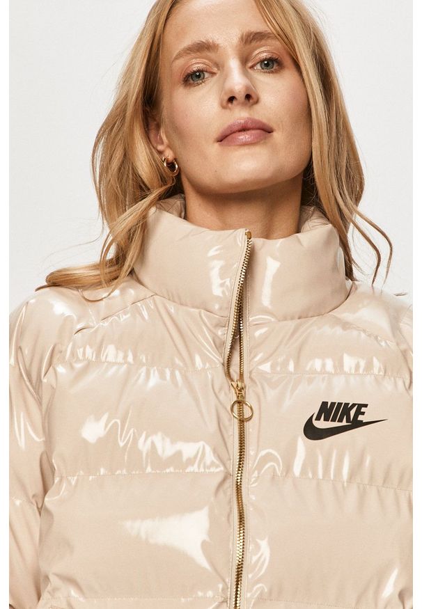 Nike Sportswear - Kurtka. Okazja: na co dzień. Kolor: beżowy. Styl: casual