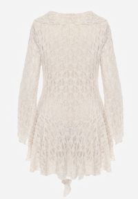 Born2be - Beżowa Koronkowa Sukienka z Falbankami i Wiązaniem przy Dekolcie Delanatea. Okazja: na co dzień. Typ kołnierza: kołnierz z falbankami. Kolor: beżowy. Materiał: koronka. Sezon: wiosna, lato. Styl: casual, elegancki #7