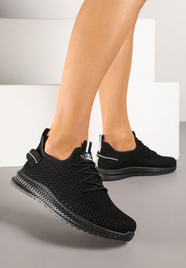 Born2be - Czarne Buty Sportowe Sneakersy z Elastyczną Cholewką Lalissas. Okazja: na co dzień. Kolor: czarny. Materiał: jeans. Szerokość cholewki: normalna. Obcas: na szpilce