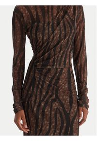 ACCESS FASHION Sukienka codzienna 54-3352-0006 Brązowy Slim Fit. Okazja: na co dzień. Kolor: brązowy. Materiał: syntetyk. Typ sukienki: proste. Styl: casual #4