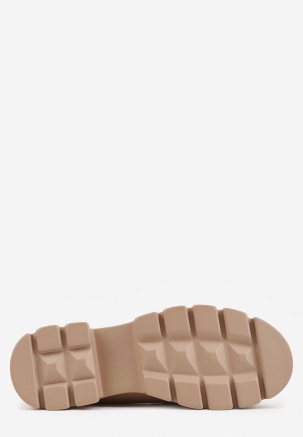 Born2be - Ciemnobeżowe Mokasyny na Grubej Tłoczonej Podeszwie Dorikharei. Okazja: na co dzień. Kolor: beżowy. Materiał: prążkowany, jeans. Styl: casual, elegancki, klasyczny