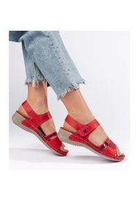 Shelvt Wygodne czerwone sandały damskie. Kolor: czerwony