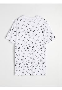 Sinsay - Bawełniana koszulka ze wzorem z motywem ptaków - biały. Kolor: biały. Materiał: bawełna #1