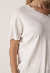 Born2be - Biała Bluzka z Wiskozą o Nietoperzowym Kroju Oromeda. Okazja: na co dzień. Kolor: biały. Materiał: wiskoza. Styl: casual #7