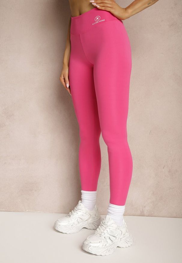 Renee - Różowe Legginsy High Waist z Gumką w Pasie Cloen. Okazja: na co dzień, na spacer. Stan: podwyższony. Kolor: różowy. Styl: klasyczny, casual