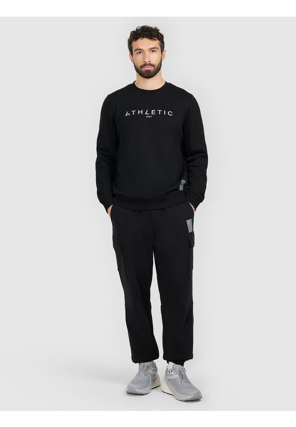 4f - 4F Spodnie dresowe joggery męskie - czarne XL. Kolor: czarny. Materiał: dresówka