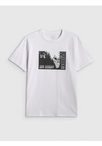 4f - 4F T-shirt relaxed z nadrukiem męski - biały S. Okazja: na co dzień. Kolor: biały. Materiał: dzianina, materiał, dresówka, bawełna, jeans. Wzór: nadruk. Styl: casual, klasyczny #1