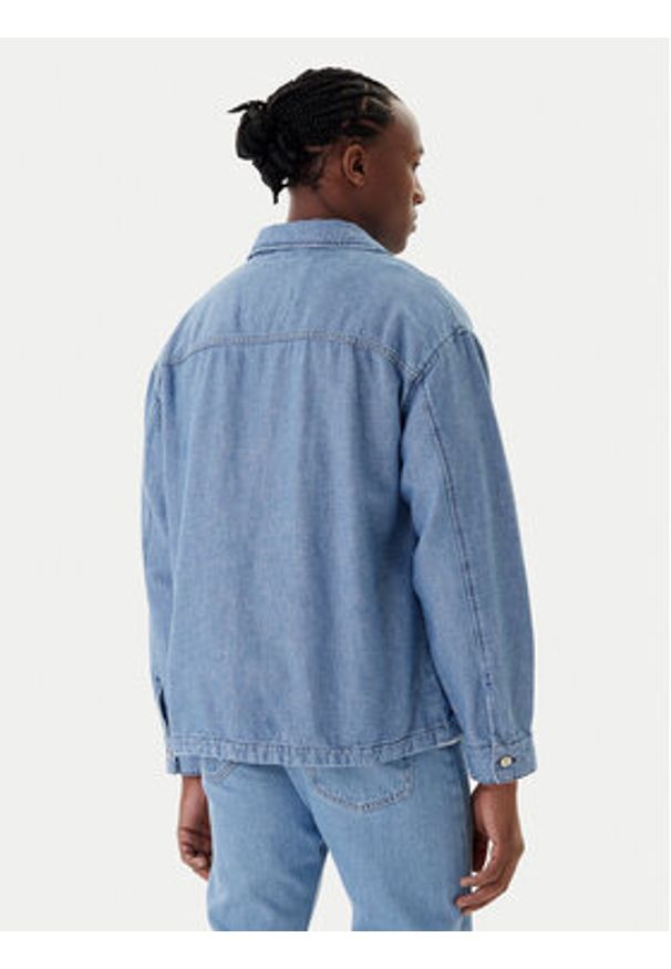 Guess Kurtka jeansowa M5RN30 D5KW1 Niebieski Regular Fit. Kolor: niebieski. Materiał: bawełna