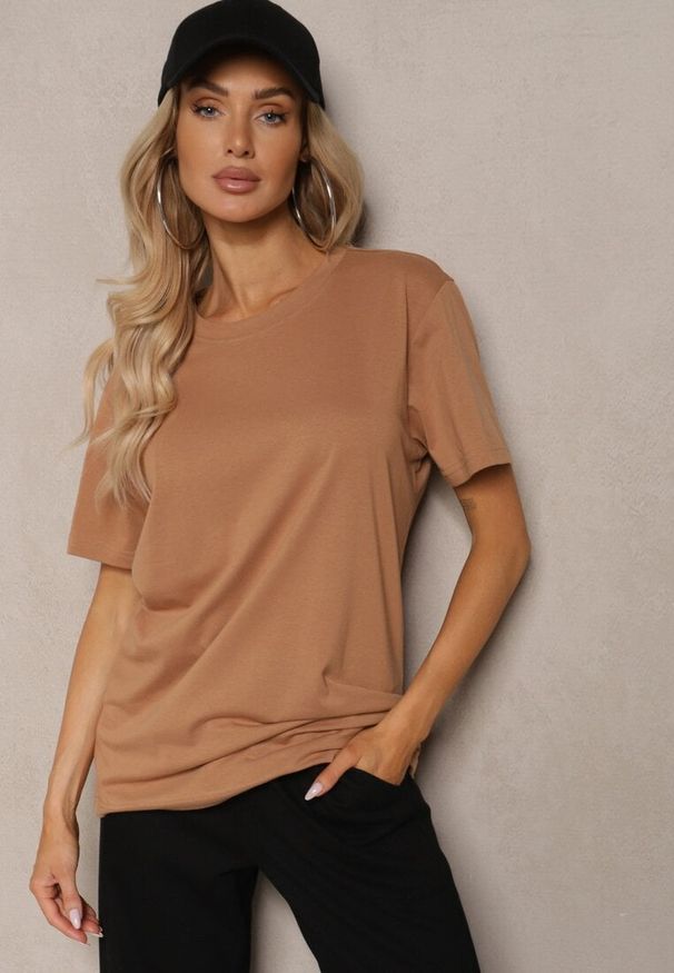 Renee - Brązowa Koszulka z Bawełny o Fasonie T-shirt Lormarka. Okazja: na co dzień. Kolor: brązowy. Materiał: bawełna. Styl: klasyczny, casual