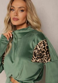 Renee - Zielony Komplet Dresowy z Weluru z Krótką Bluzą i Spodniami Joggerami z Panterkowym Wzorem Limitta. Kolor: zielony. Materiał: dresówka, welur