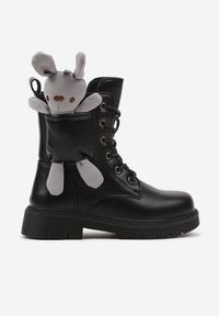 Born2be - Czarne Ocieplane Botki z Maskotką w Kieszonce Teminia. Okazja: na co dzień, na spacer. Zapięcie: sznurówki. Kolor: czarny. Materiał: jeans. Styl: klasyczny, casual, elegancki