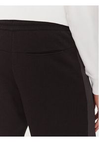 Calvin Klein Jeans Szorty sportowe J30J327246 Czarny Relaxed Fit. Kolor: czarny. Materiał: bawełna. Styl: sportowy #5