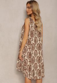 Renee - Beżowo-Brązowa Casualowa Sukienka z Bawełny o Rozkloszowanym Kroju Mellilla. Okazja: na co dzień. Kolor: beżowy. Materiał: bawełna. Sezon: lato. Styl: casual