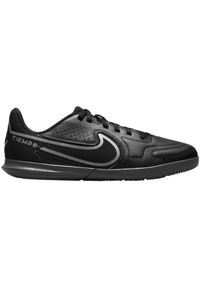 Buty piłkarskie Nike Tiempo Legend 9 Club Jr Ic DA1332 004 czarne czarne. Kolor: czarny. Materiał: materiał, syntetyk. Szerokość cholewki: normalna. Sport: piłka nożna